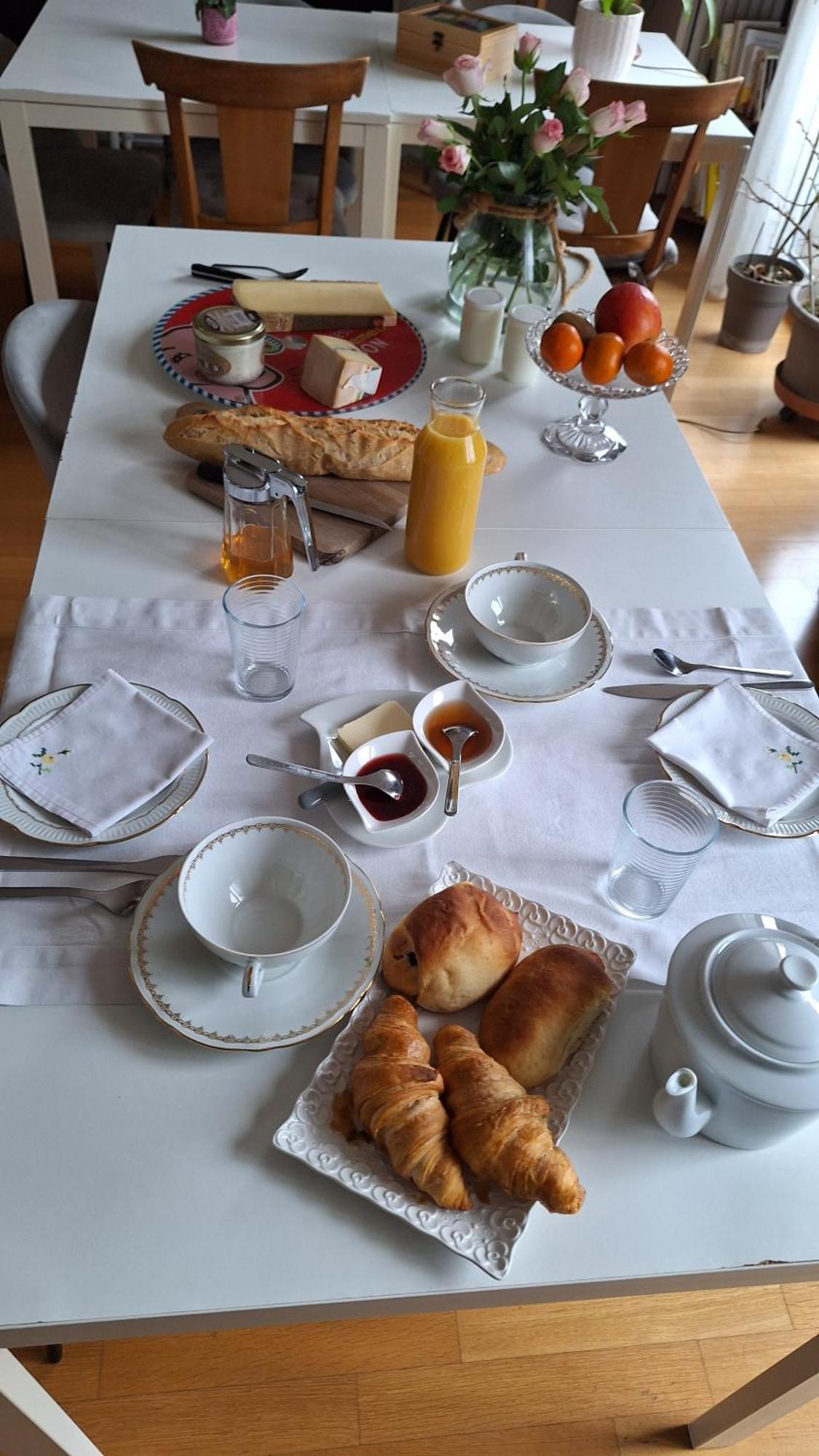 Chambres D'Hotes Le Relais Globe Trotteur Montaigu  Esterno foto
